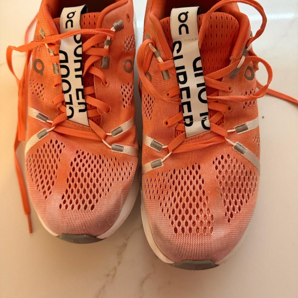 On Running Cloudsurfer Flame Orange Preowned runn… - image 12